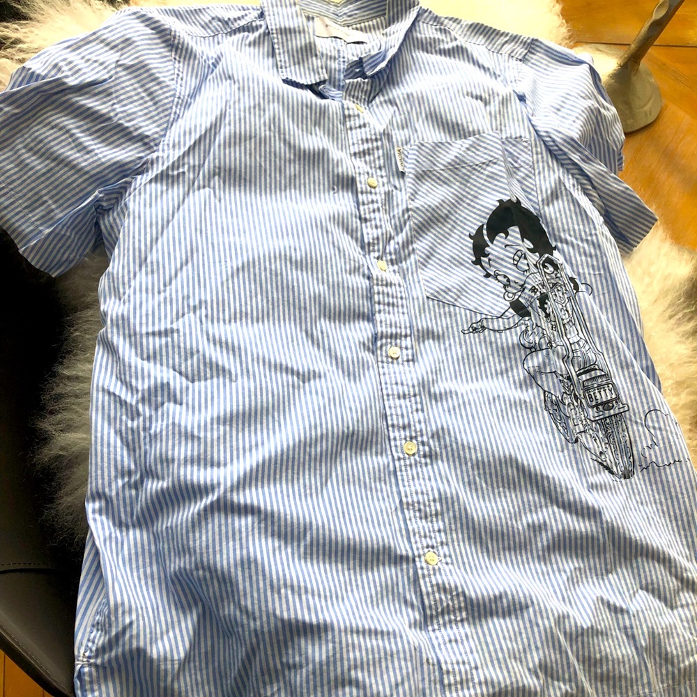 VGC Ovadia and Sons men’s casual button down short sleeve Betty Boop Shirt in M!